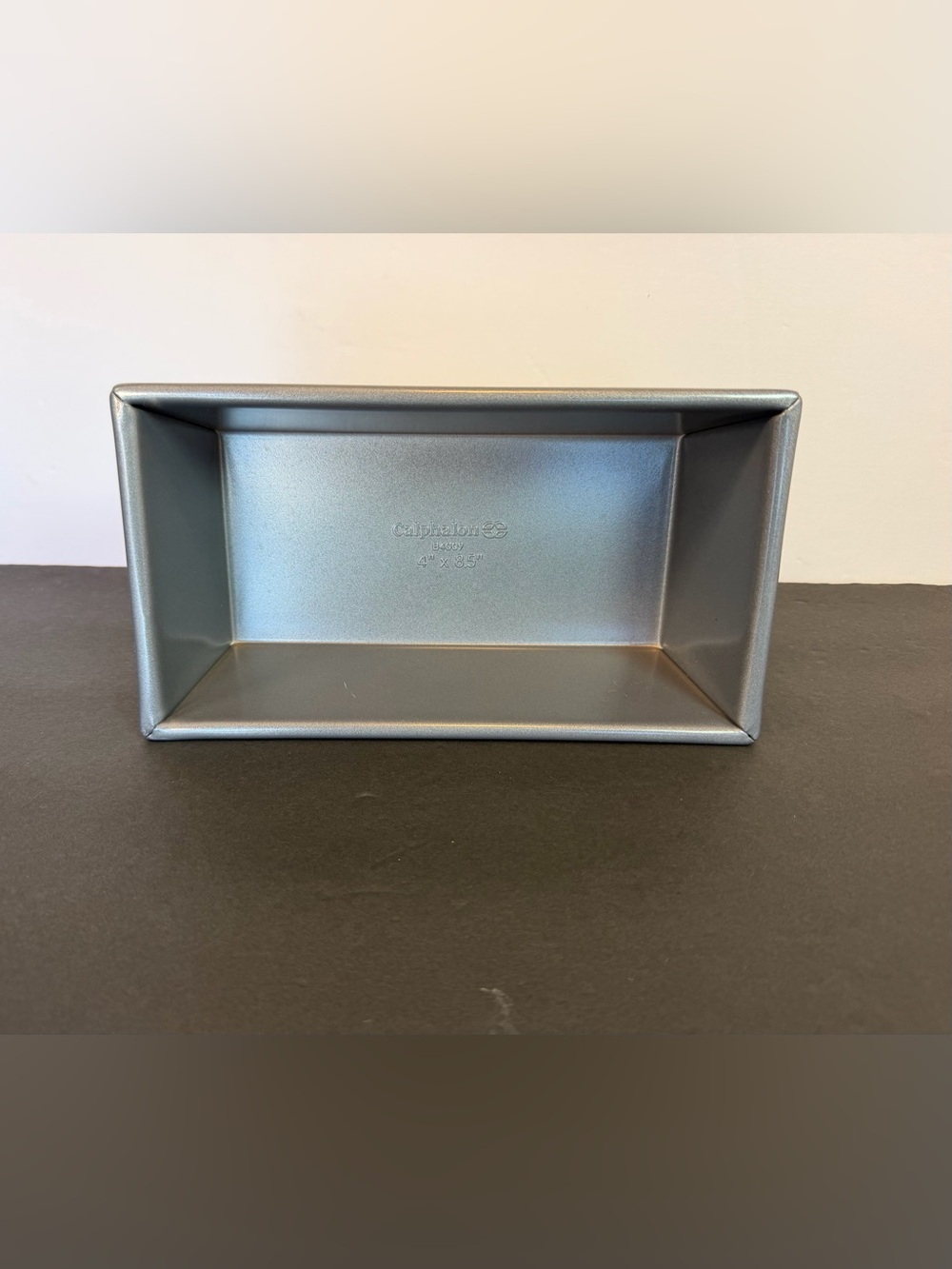 Calphalon Non-Stick Loaf Pan 10” Bread Bakeware Dark Gray Heavy Rolled Edge EUC